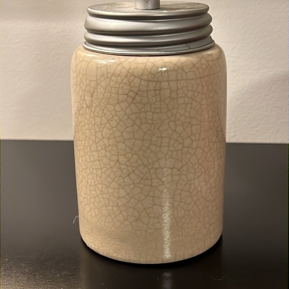 Rustic Pinecone Lamp - Picture 12 of 13